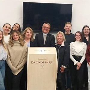 Zaziv Duha Svetoga za studente štićenike zagrebačkog Caritasa